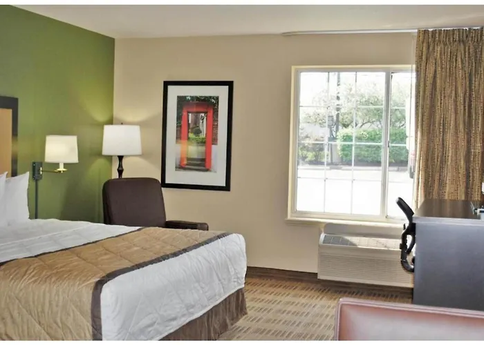 6 Chicago Lincolnshire Il Motel *